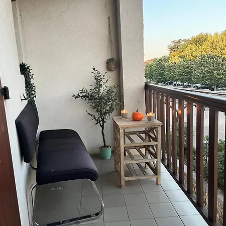 Spacieux Terrasse Apartment
